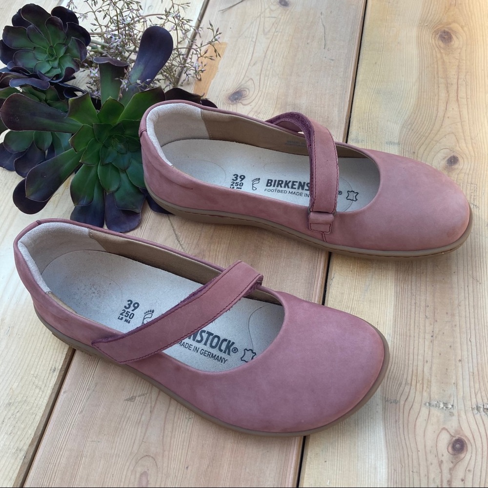 NWT BIRKENSTOCK Lora Wine Nubuck